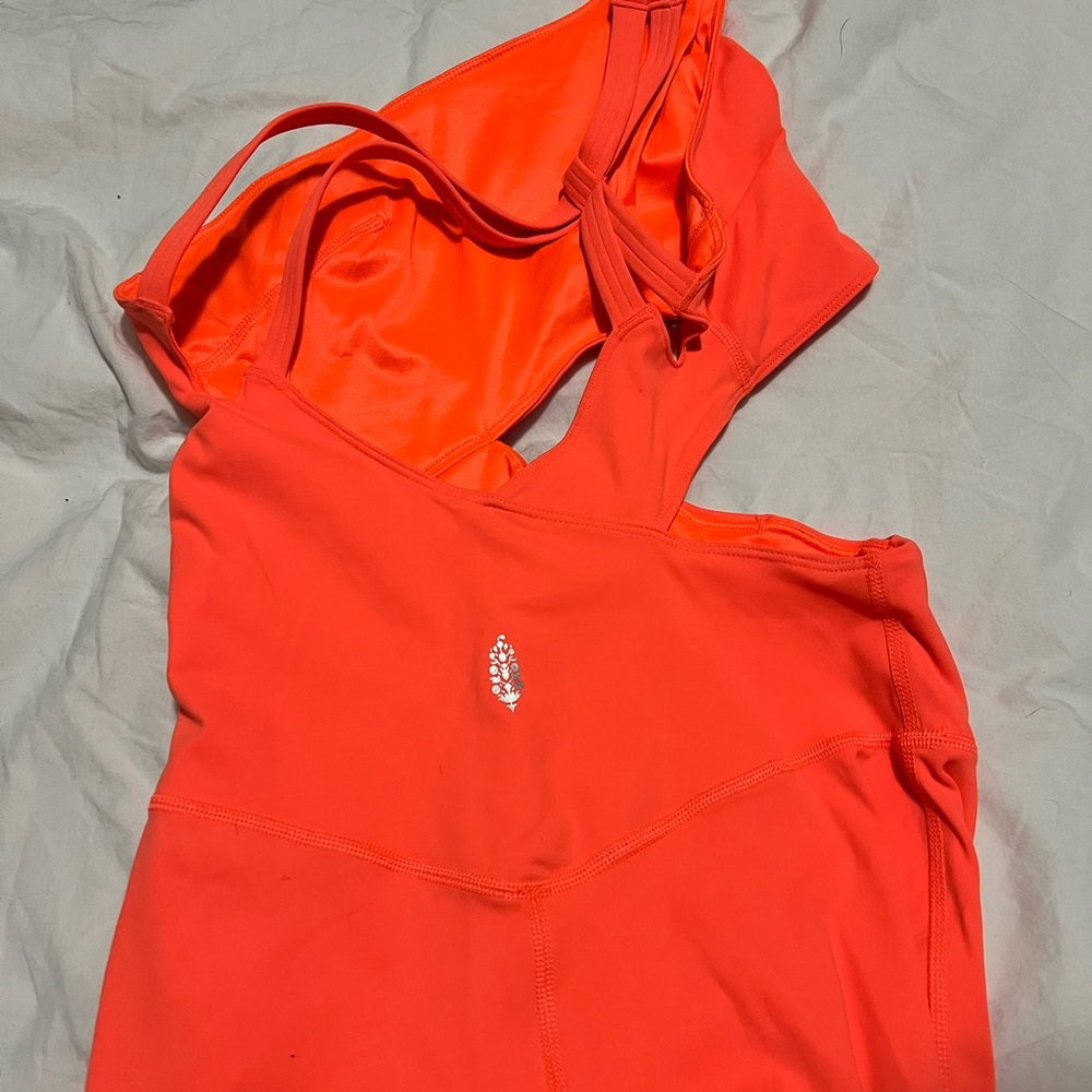 Free peoples movements one piece
